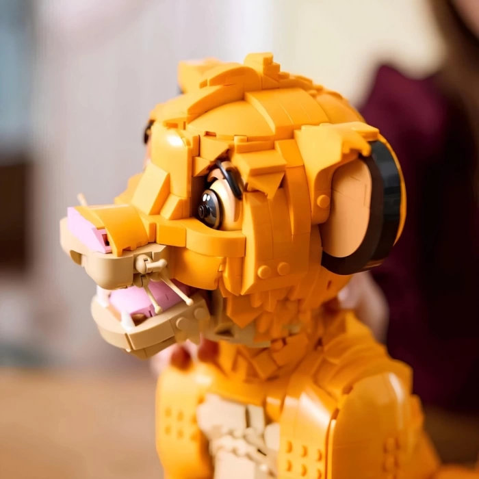 Nessiworld LEGO Disney Genç Aslan Kral Simba 43247