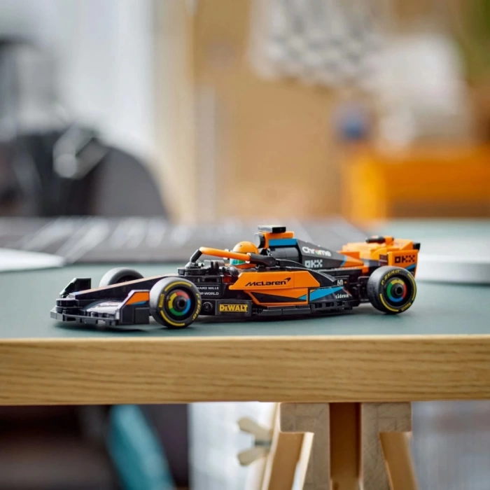 Nessiworld LEGO Speed Champions 2023 McLaren Formula 1 Yarış Arabası 76919