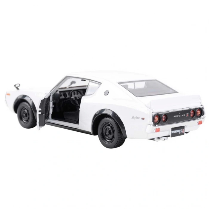 Nessiworld Maisto 1/24 1973 Nissan Skyline 2000GT-R KPGC110