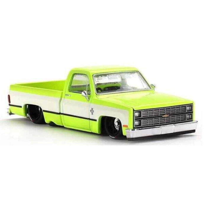 Nessiworld Mini GT 1/64 Chevrolet Silverado KAIDO Flo Yellow V1