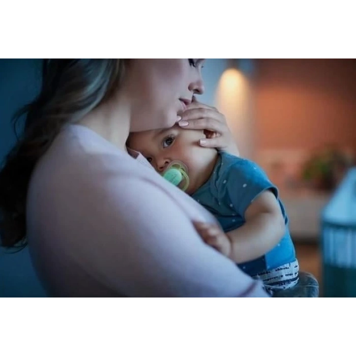 Nessiworld  Philips Avent Ultra Air Gece Emzik 0-6 Ay Kız