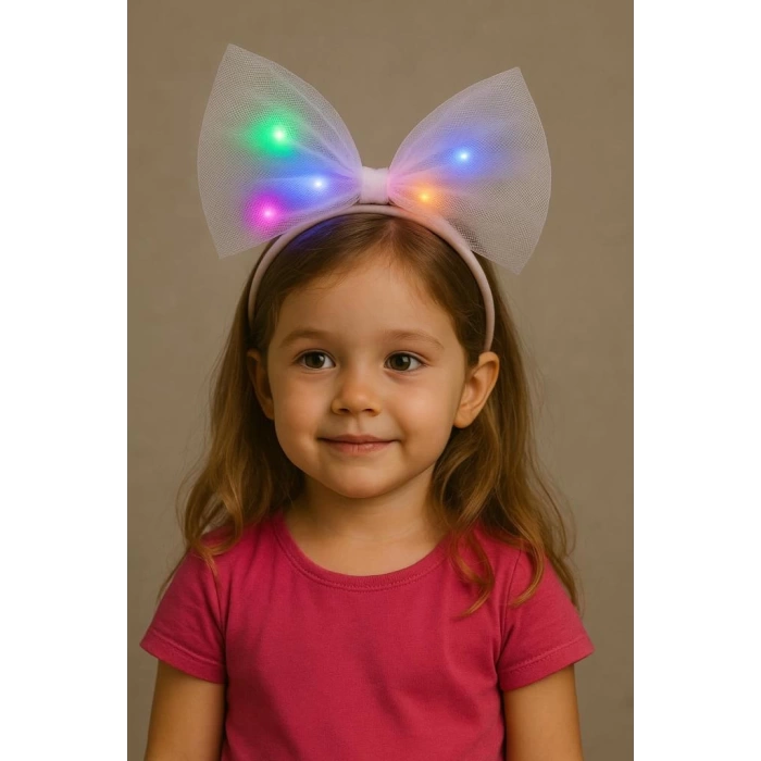 Nessiworld  Rengarenk Led Işıklı Fiyonk Şekilli Tül Parti Tacı Beyaz Renk 25x25 cm