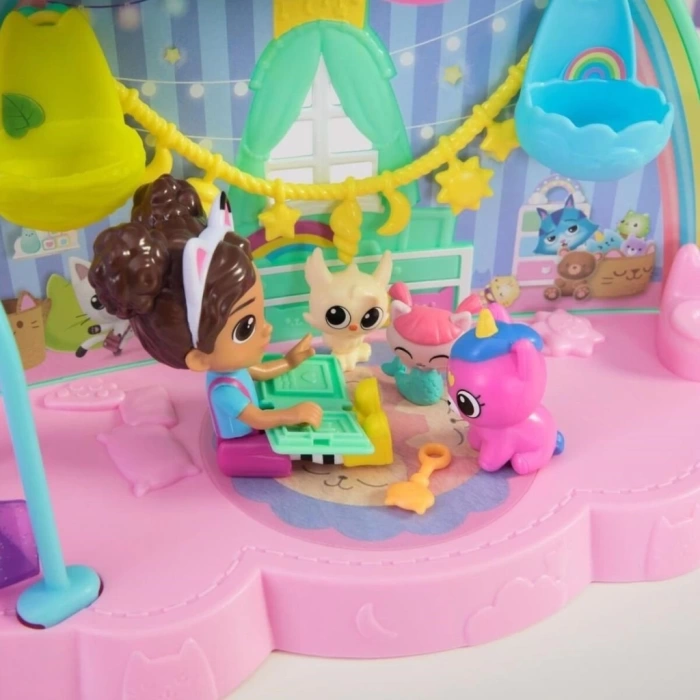 Nessiworld SPM-6071538 GDH PYS KITTY CARE PLAYSET GML SLD