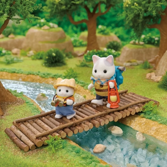 Nessiworld Sylvanian Families Heyecanlı Keşif Seti Latte Kedi Abi ve Kardeş 5763