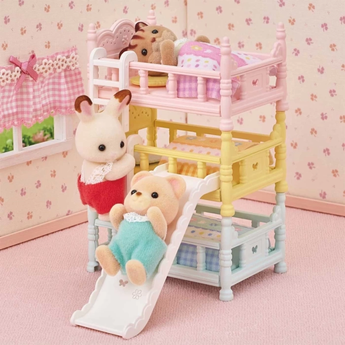 NessiWorld SylvanianFamiliesÜçKatlıRanzaSeti5741