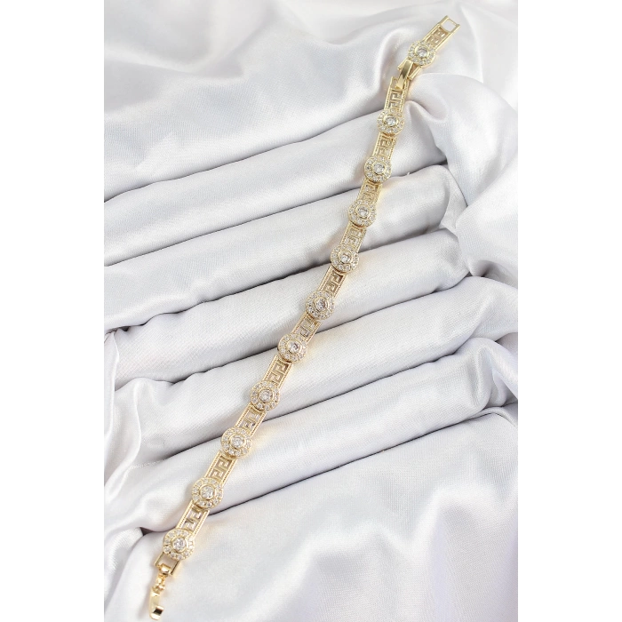 Pirinç Greg Model Zirkon Taşlı Gold Renk VİP Seri Kadın Bileklik