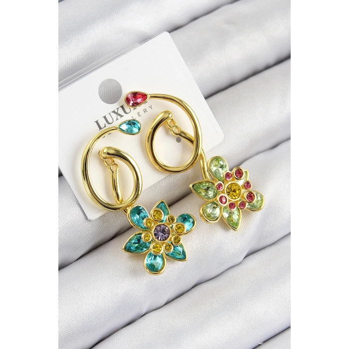 VIP Pirinç Zirkon Taşlı Çiçek Model Gold Renk Kadın Küpe