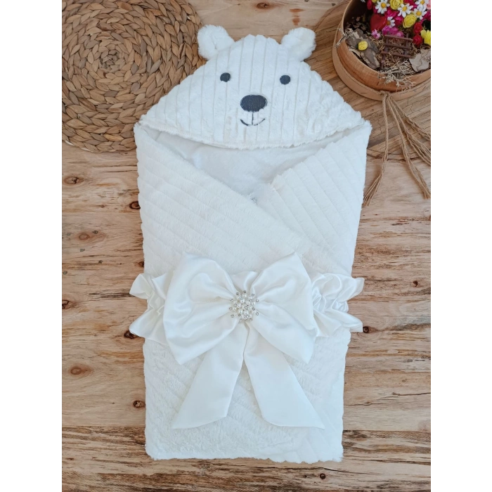 Yenidoğan Beyaz Wool Yün Kumaş Ayıcık Kulaklı Kundak Bebek Battaniyesi