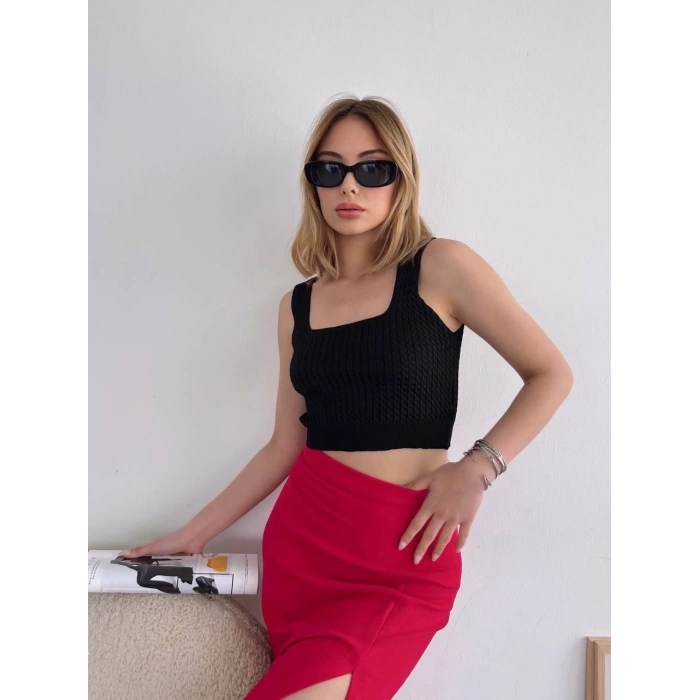 Yırtmaçlı esnek kumaş midi boy etek koyu kırmızı