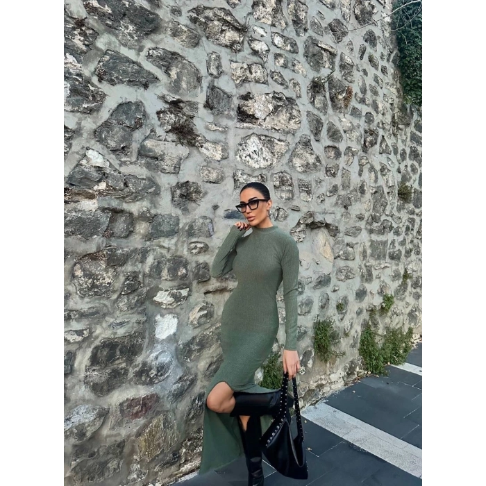 Yırtmaçlı kalın bürümcük uzun elbise Yeşil