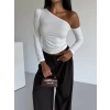 Omuz detaylı kollu bluz beyaz f2336