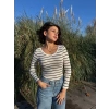 V yaka çizgili bluz beyaz A3699