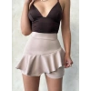 Valonlu fırfırlı şort bej s24683