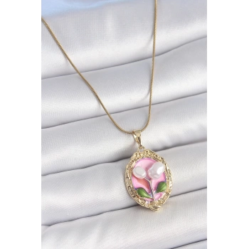 316L Çelik Gold Renk Zincir Pembe Mineli İncili Çiçek İşlemeli Portre Model Kadın Kolye