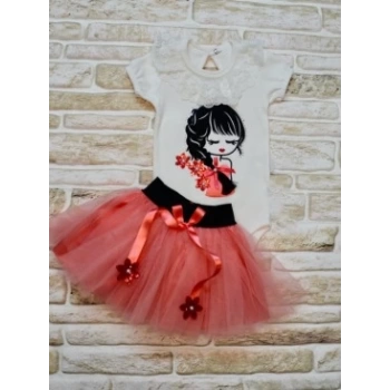 9-12-18 Ay Saçı Örgülü Kız Nakışlı Kurdelalı Kısa Kollu Tütü Etek 2li Kız Bebek Takımı