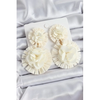 Krem Gül Figürlü Tül Model Gold Renk Kadın Küpe