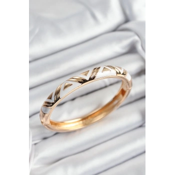 Mineli Pirinç Beyaz Üçgen Motifli Gold Renk Kadın Kelepçe