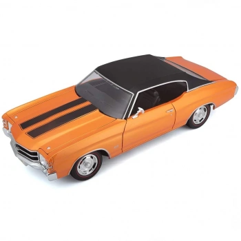 Nessiworld  1:18 71 Chevrolet Sport