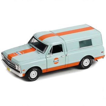 Nessiworld Greenlight 1:24 1968 Chevy C-10 Pickup Light Blue