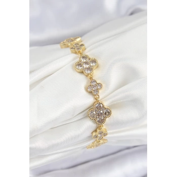 Pirinç Zirkon Taşlı Yonca Model Gold Renk VIP Seri Kadın Bileklik
