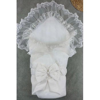 Yenidoğan Bambu Taç Nakışlı Delüks Kundak Bebek Battaniyesi