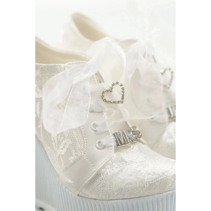 Kadın Isme Özel 12 Cm Dolgu Tabanlı Gelinlik Ayakkabısı