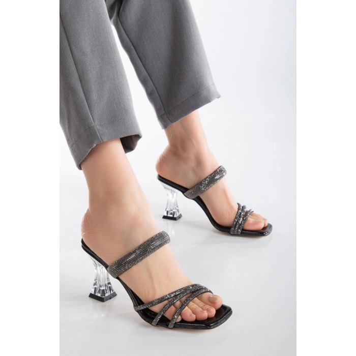 Kadın Şeffaf Topuklu Taşlı Terlik Siyah