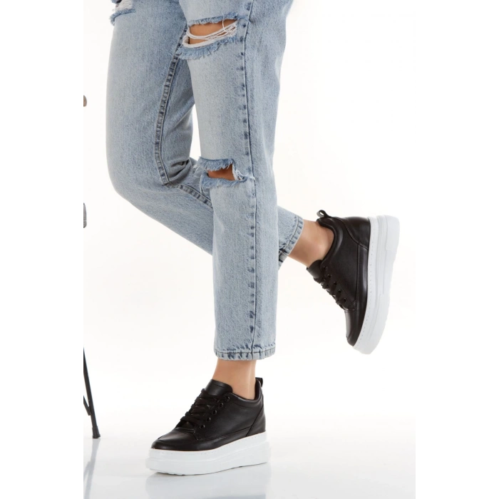 Kadın Kalın Tabanlı Spor Ayakkabı Siyah