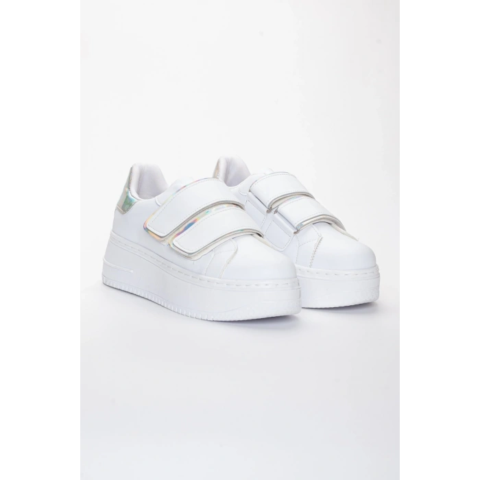 Kadın Beyaz Cırtlı Kalın Tabanlı Spor Ayakkabı