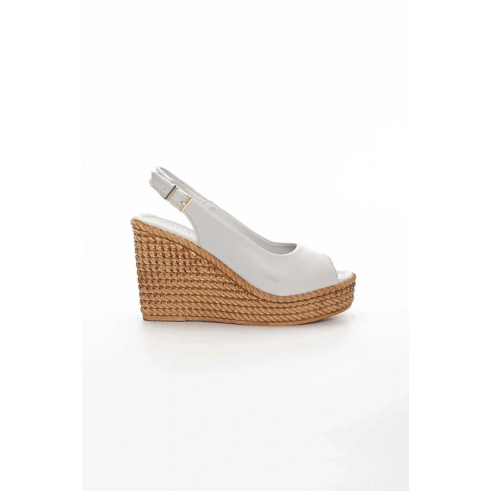 Kadın Gri Dolgu Topuklu Klasik Tarz Sandalet