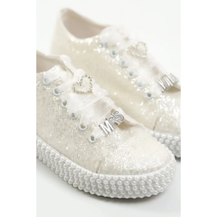 Kadın Inci Taş Işlemeli Isme Özel Spor Tarz Gelinlik Ayakkabı