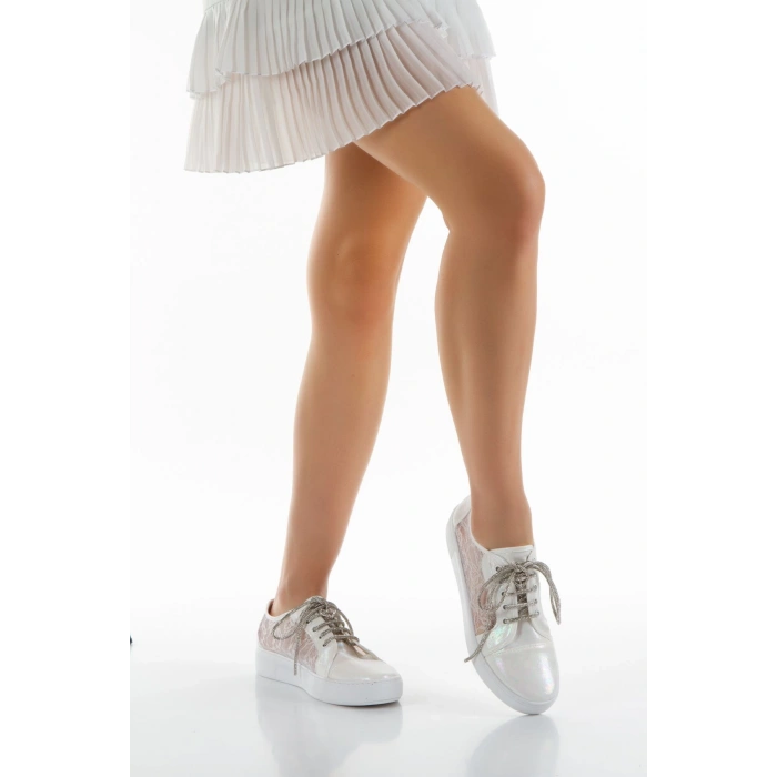 Kadın Alçak Tabanlı Taş Bağcıklı Gelinlik Ayakkabı