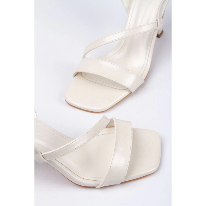 Kadın Günlük Yazlık Arkası Açık Ayakkabı Sedef