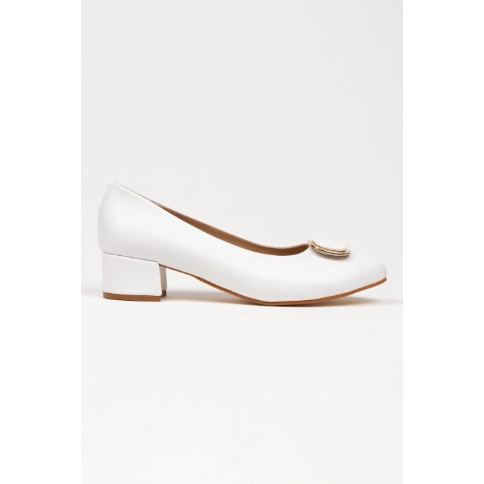 - Kadın Beyaz Şık Tokalı Kısa Topuklu Babet