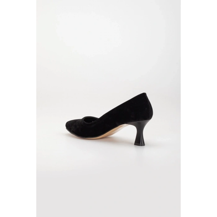 Kadın 5 cm İnce Topuk Stiletto Siyah Süet