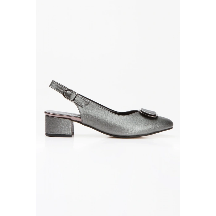 Günlük 3 cm Kısa Kalın Topuklu Tokalı Ayakkabı Platin