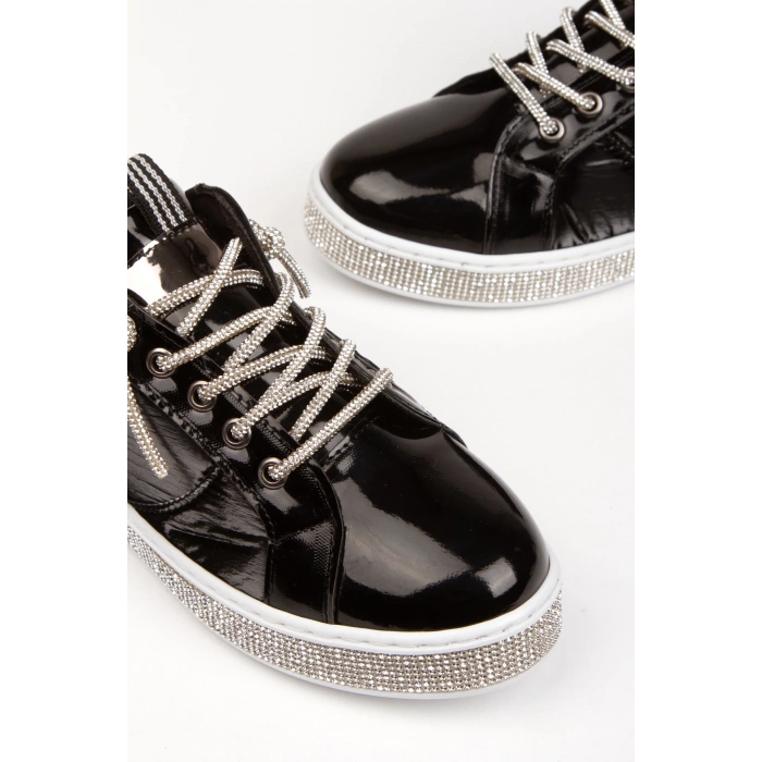 Kadın Özel Üretim Taşlı Bağcık Spor Ayakkabı Siyah