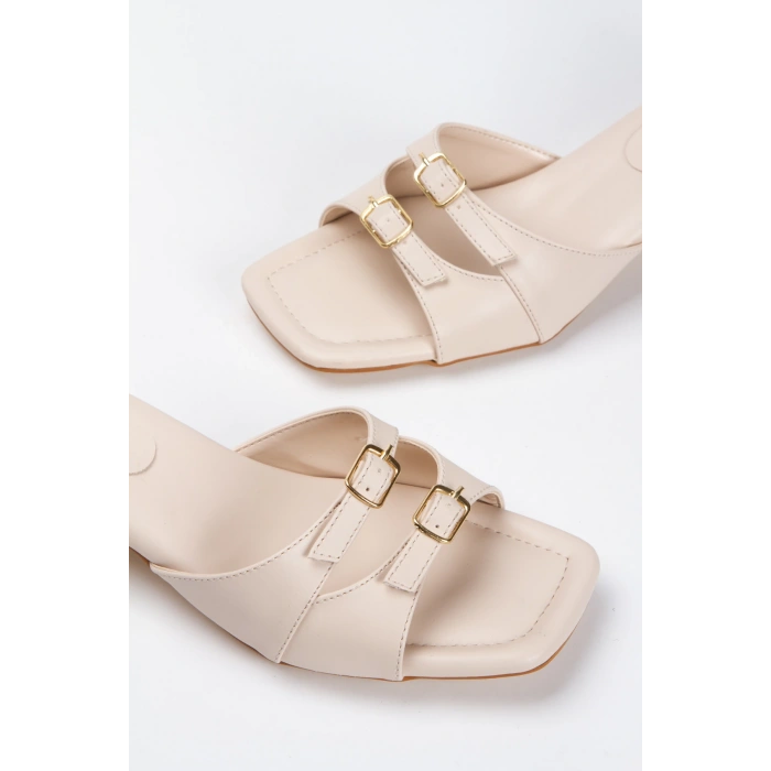 Kadın Tarz Topuklu Terlik Bej