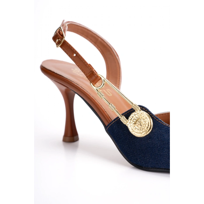 Kadın Lacivert Sivri Burunlu Aksesuarlı Stiletto