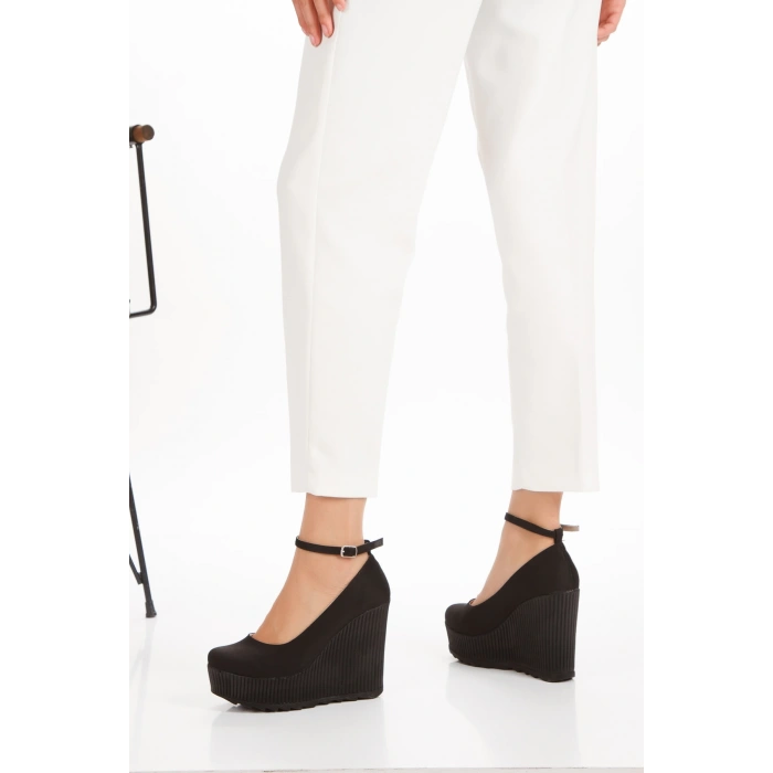 Kadın 11 cm Dolgu Topuklu Ayakkabı Siyah Süet