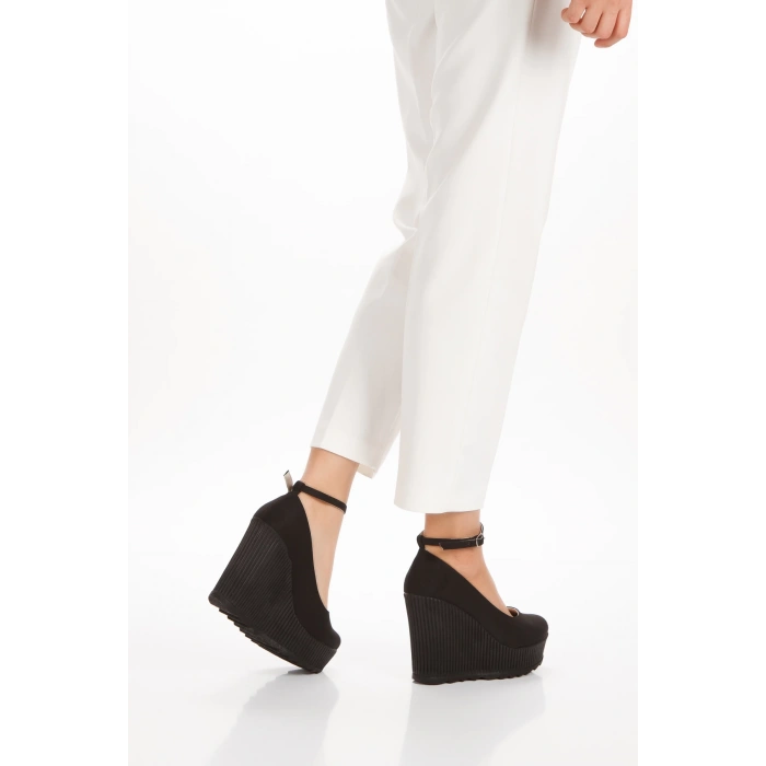 Kadın 11 cm Dolgu Topuklu Ayakkabı Siyah Süet