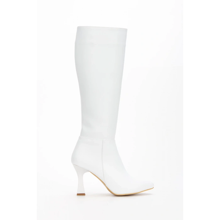 Kadın Beyaz Dizaltı Sivri Burun İnce Topuklu Fermuarlı Çizme