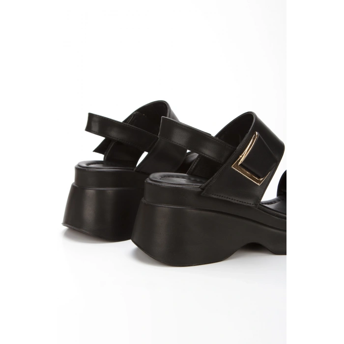 Kadın Cırt Detaylı Şık Sandalet Siyah