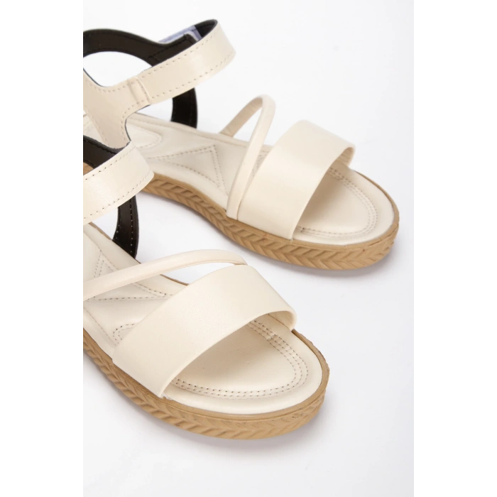 Kadın Düz Taban Sandalet Bej