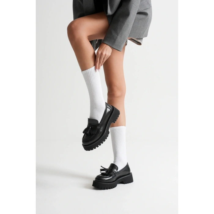 Kadın Günlük Rahat Püsküllü Loafer Siyah Cilt