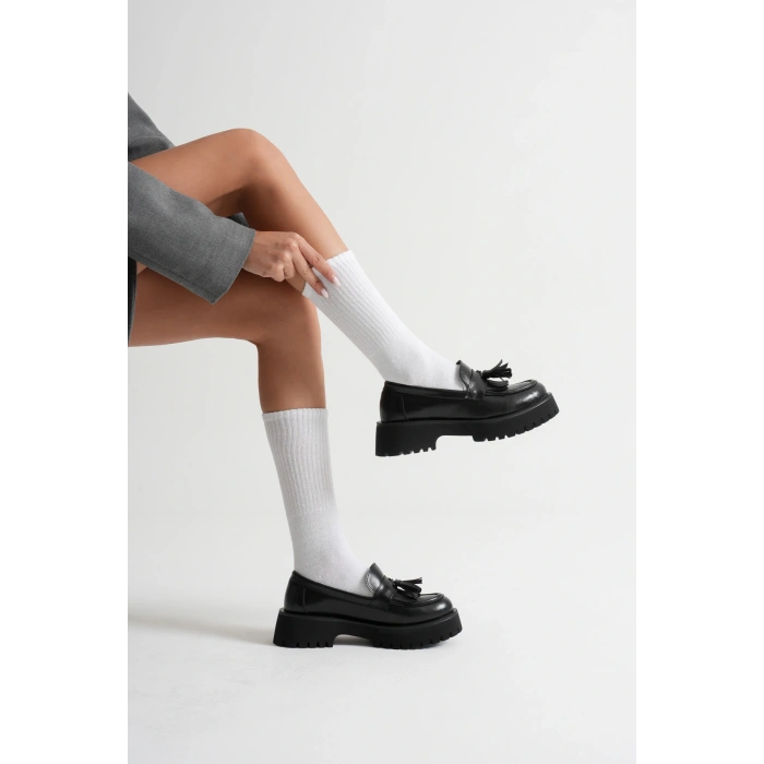 Kadın Günlük Rahat Püsküllü Loafer Siyah Cilt