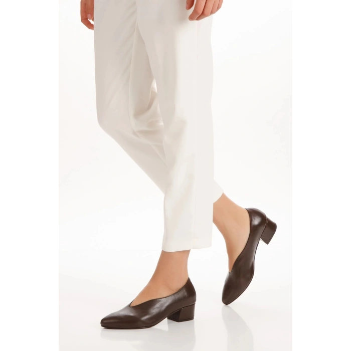 Kadın Hakiki Deri Klasik Topuklu Ayakkabı Kahverengi