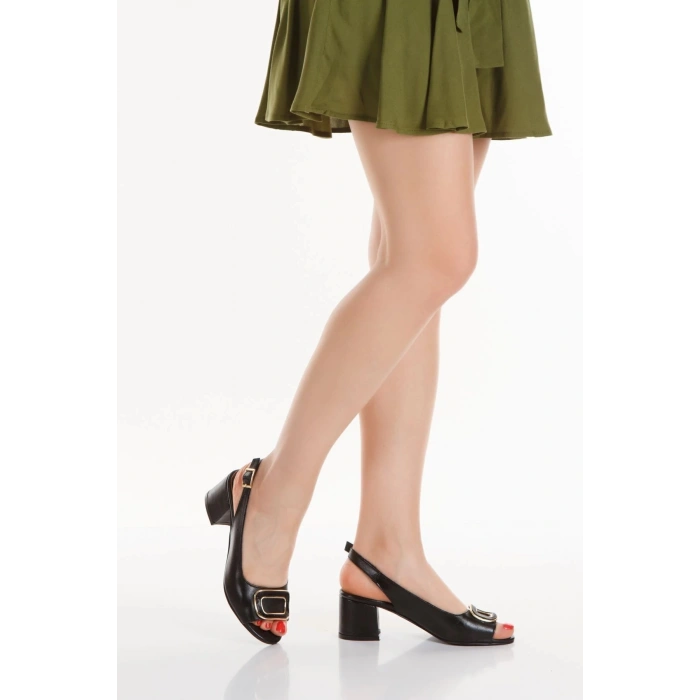 Kadın Hakiki Deri Şık Tokalı Kalın Topuklu Ayakkabı Siyah