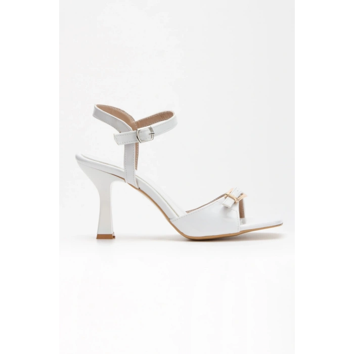 Kadın İnce Topuklu Şık Günlük Yazlık Ayakkabı Beyaz