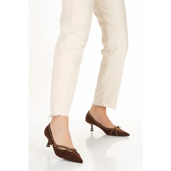 Kadın Kahverengi Fiyonk Detaylı Taşlı Stiletto